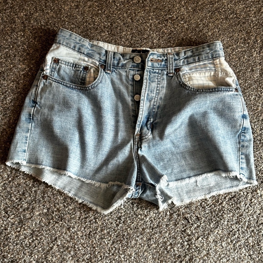 Vintage Gap denim button fly shorts